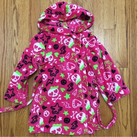 SO little girls pink hooded belted robes - Picture 11 of 12